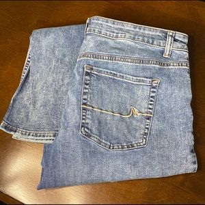 M by Maurice’s mid rise jeans